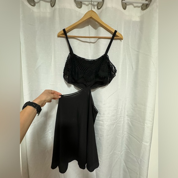 Oysho Mini Dress - Picture 1 of 3